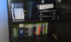 Salon Jeux Xbox, Xbox 360, quelques PS2, sticks arcade et platines DJ Hero